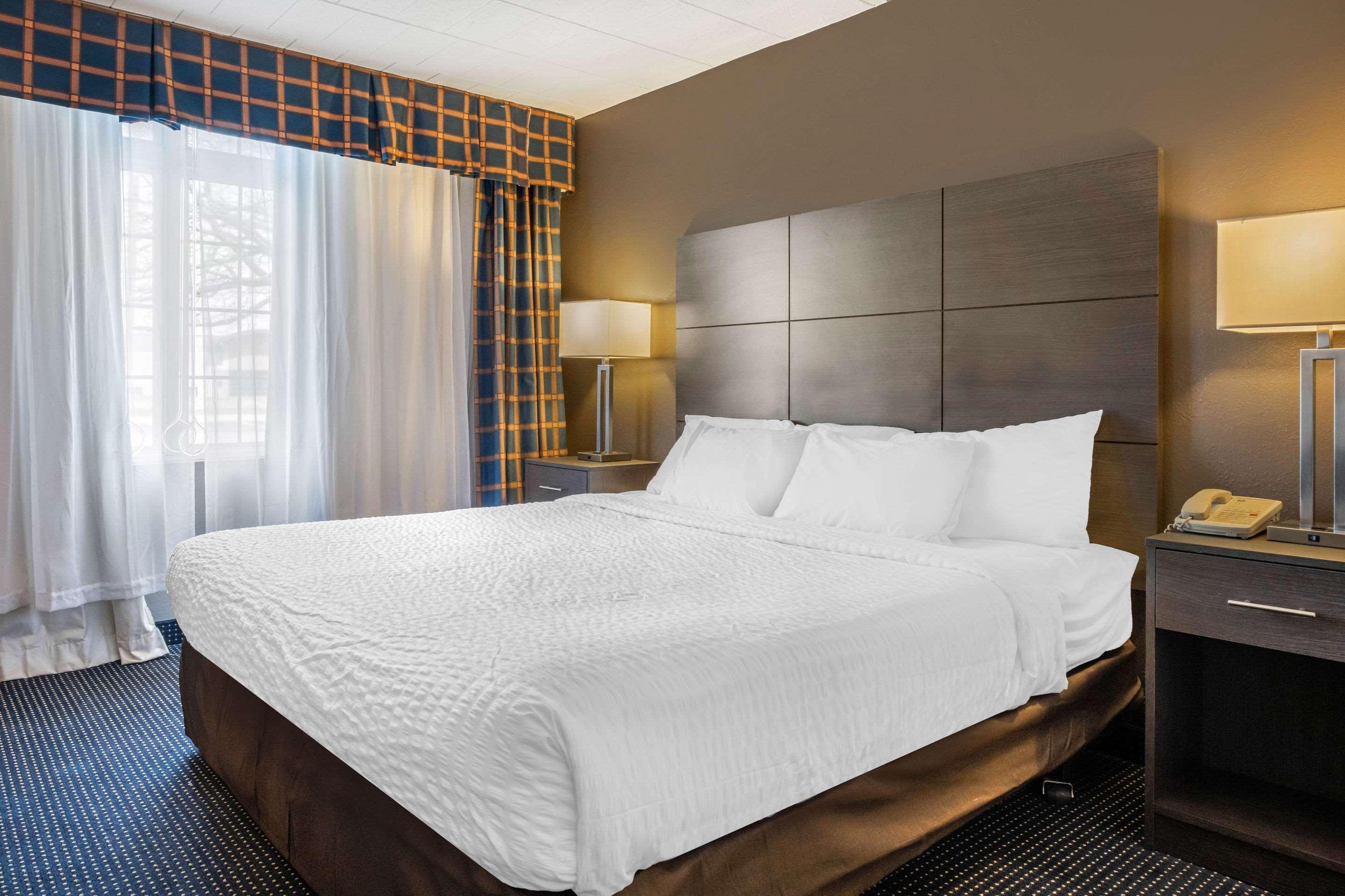 ניו קמברלנד Clarion Hotel And Conference Center Harrisburg West מראה חיצוני תמונה