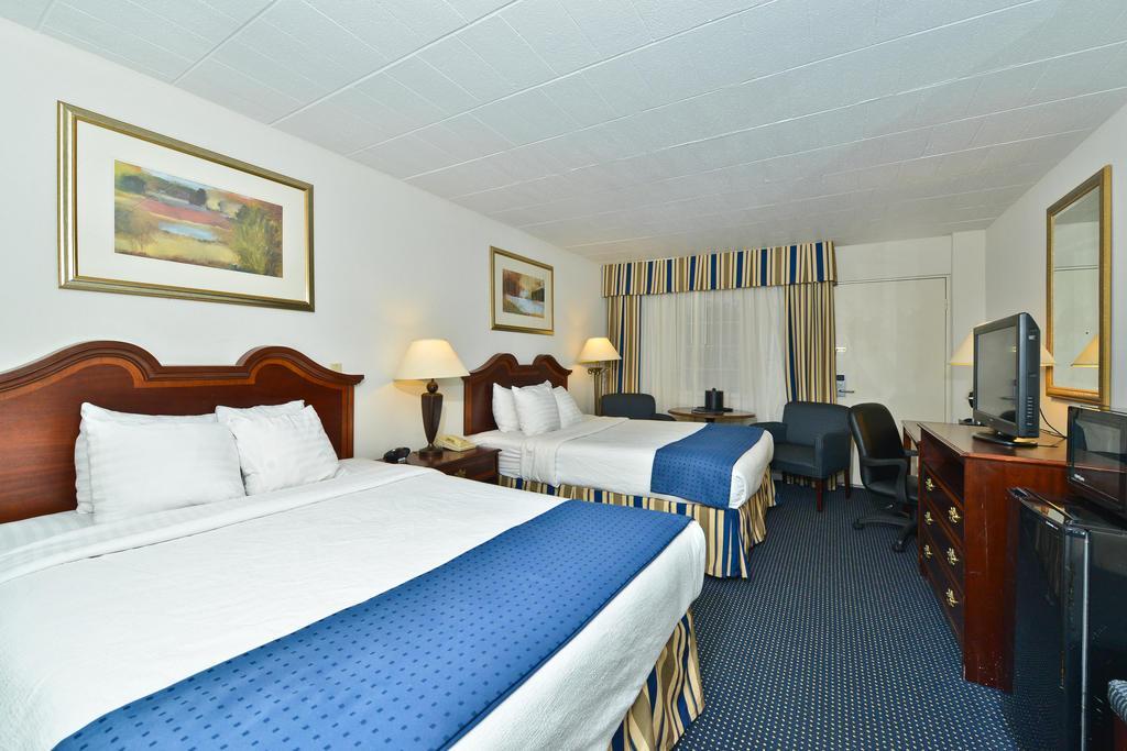 ניו קמברלנד Clarion Hotel And Conference Center Harrisburg West מראה חיצוני תמונה