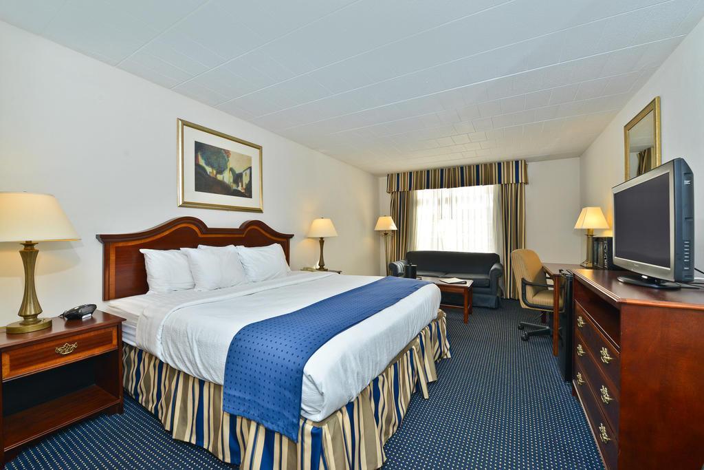 ניו קמברלנד Clarion Hotel And Conference Center Harrisburg West מראה חיצוני תמונה