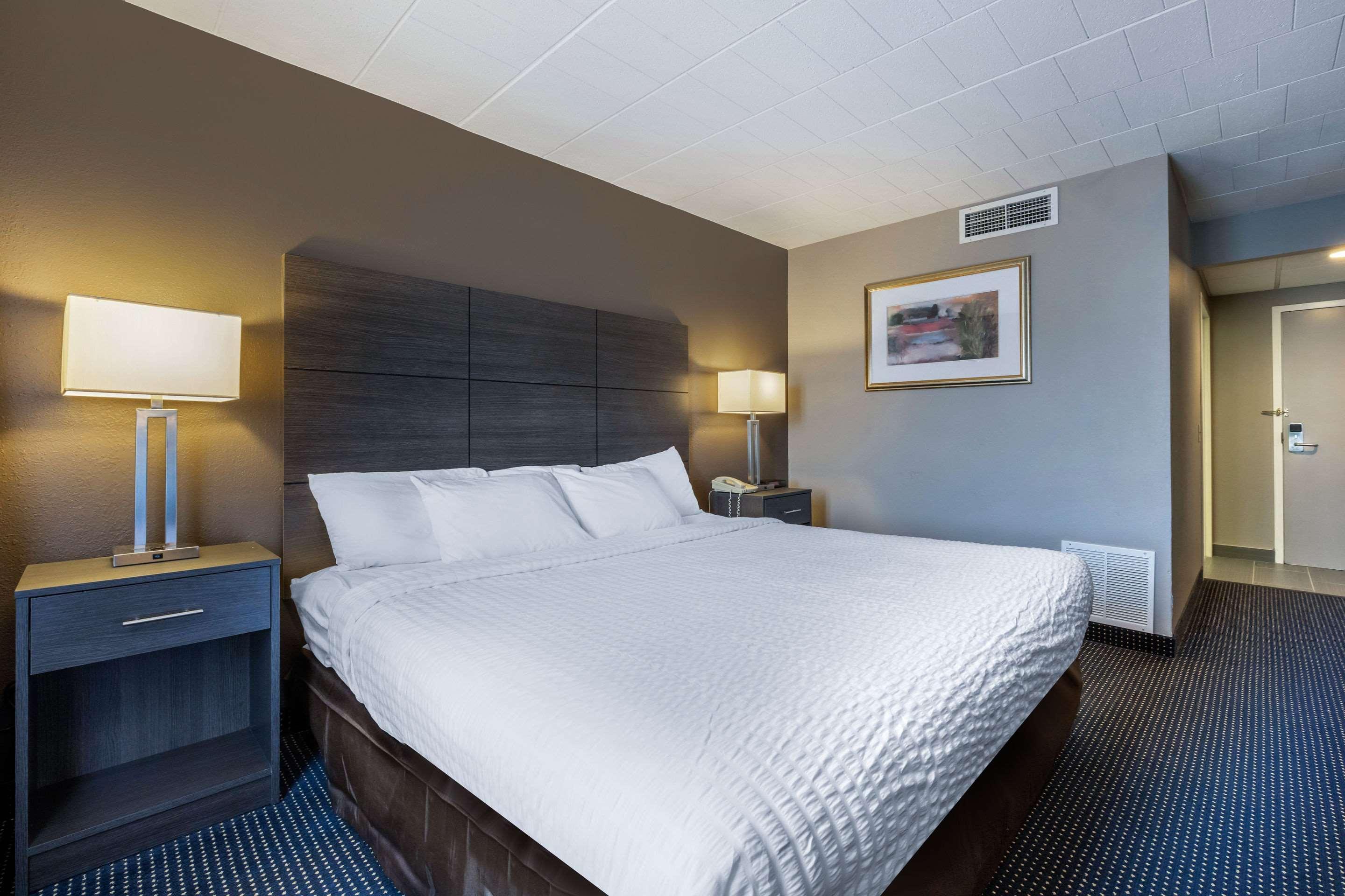 ניו קמברלנד Clarion Hotel And Conference Center Harrisburg West מראה חיצוני תמונה