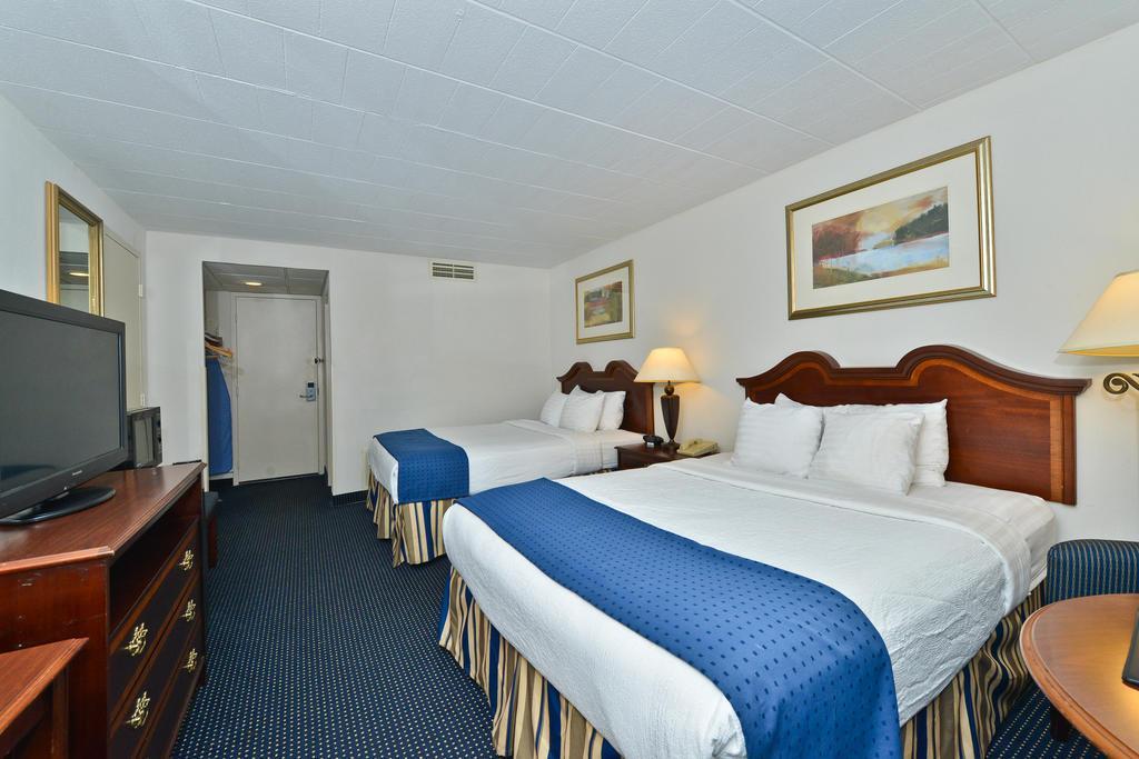 ניו קמברלנד Clarion Hotel And Conference Center Harrisburg West מראה חיצוני תמונה