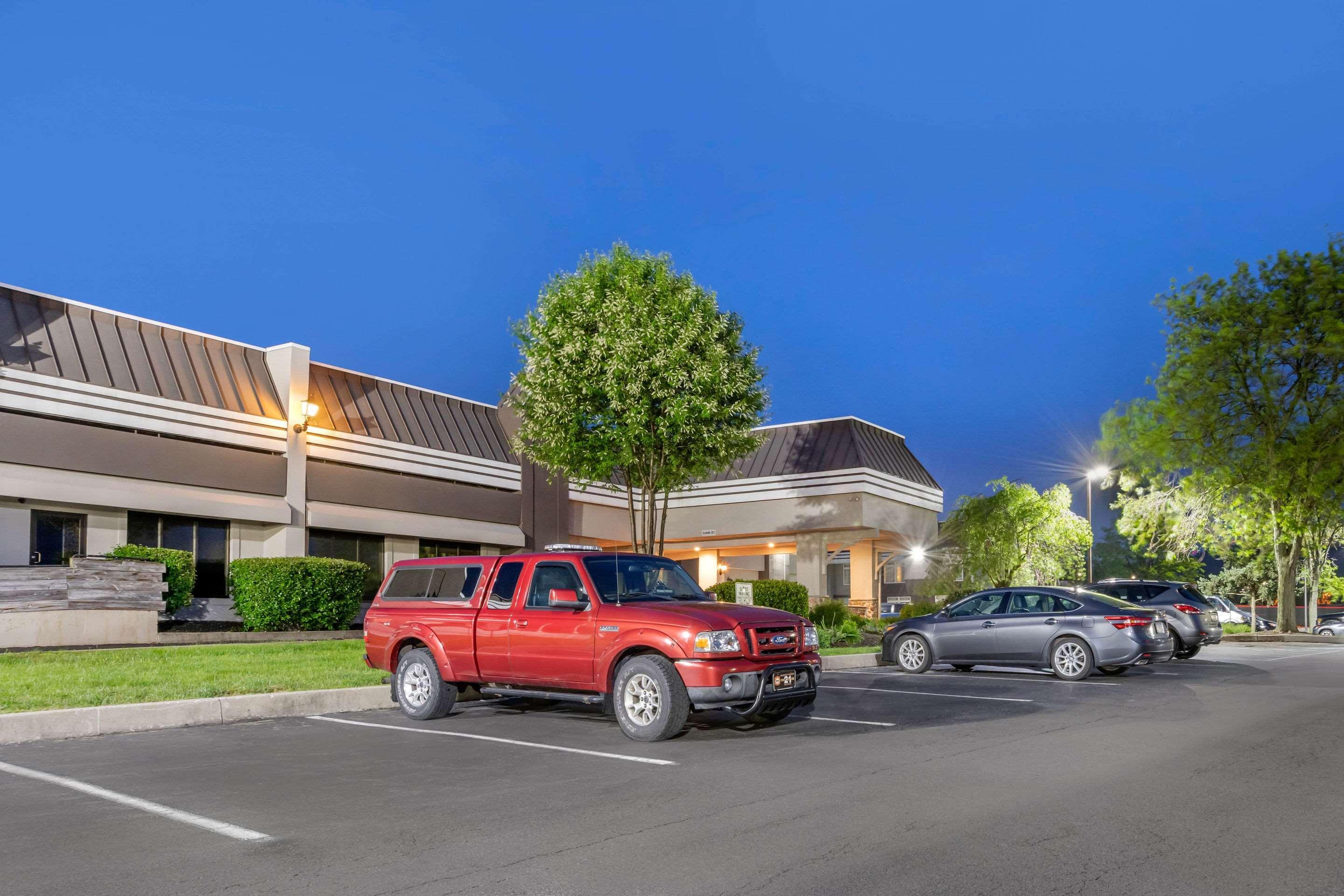 ניו קמברלנד Clarion Hotel And Conference Center Harrisburg West מראה חיצוני תמונה