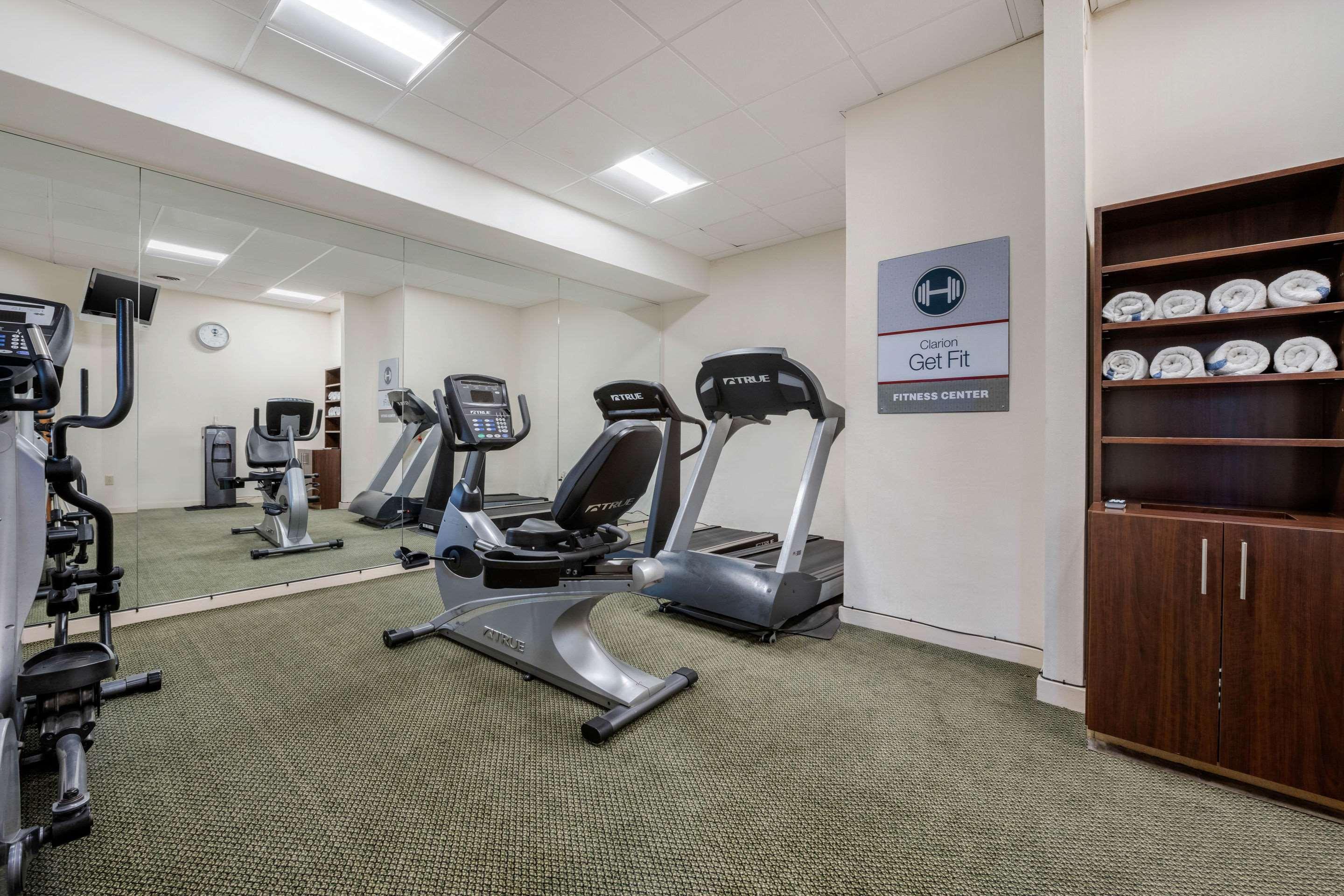 ניו קמברלנד Clarion Hotel And Conference Center Harrisburg West מראה חיצוני תמונה