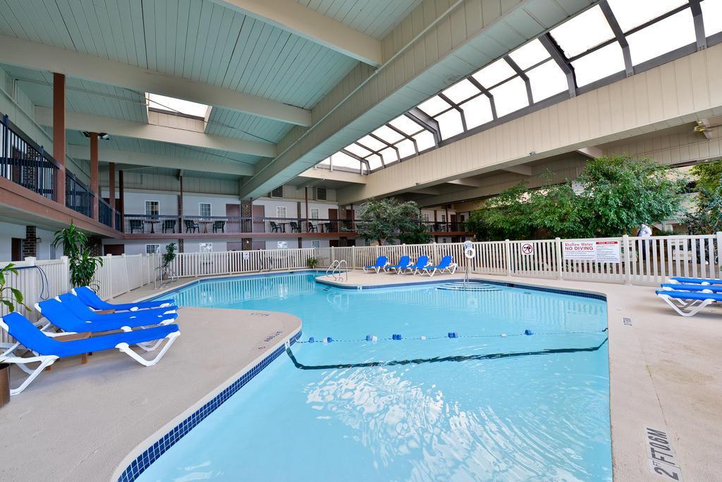 ניו קמברלנד Clarion Hotel And Conference Center Harrisburg West מראה חיצוני תמונה