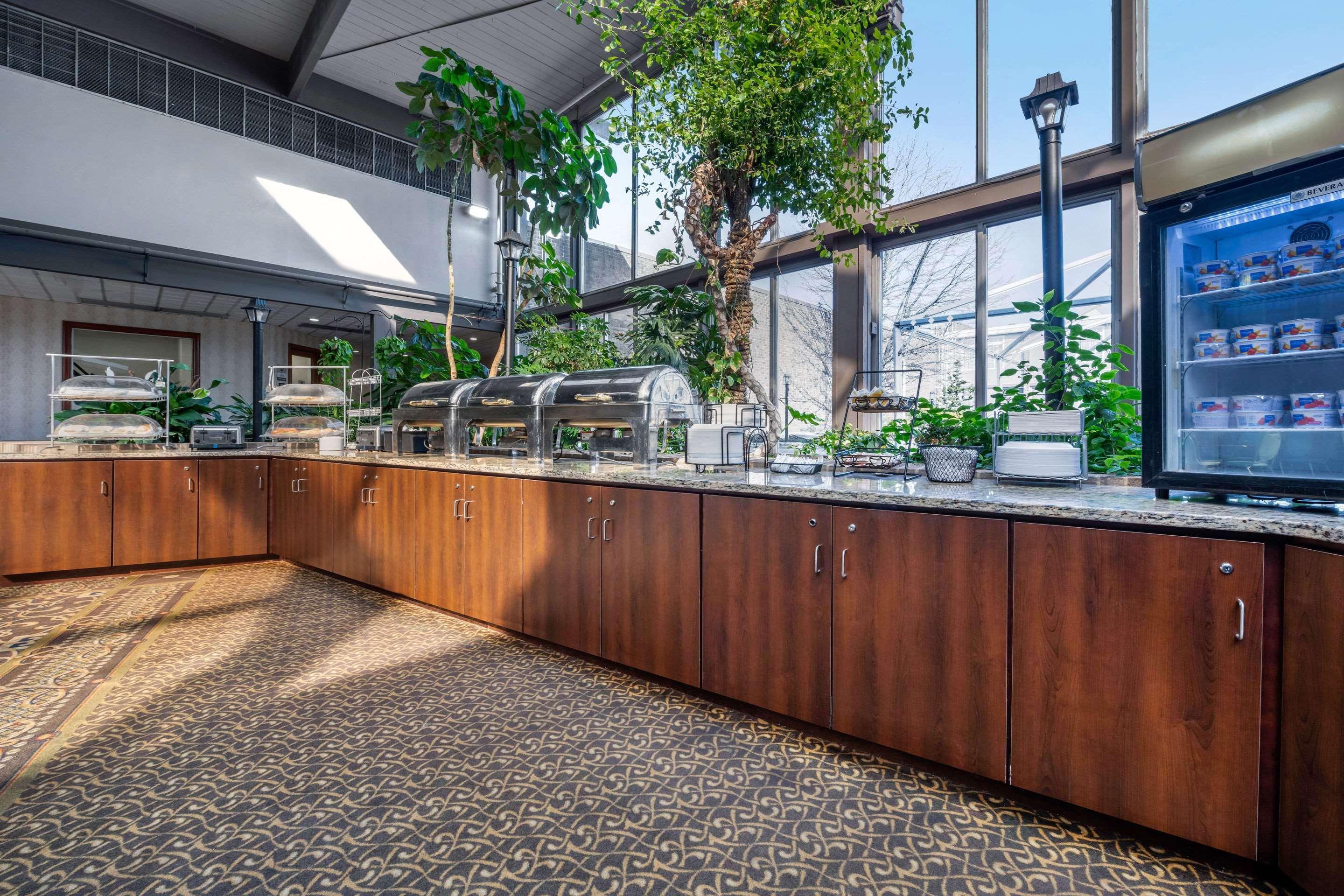 ניו קמברלנד Clarion Hotel And Conference Center Harrisburg West מראה חיצוני תמונה